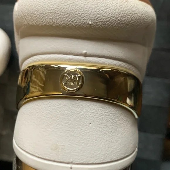 Brand new women’s 7 Micheal kors sneakers - Picture 3 of 7